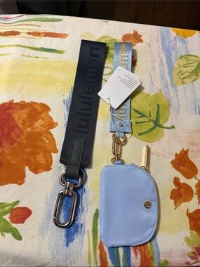 Lululemon dark gray, Strap with Light Blue Coin Pouch